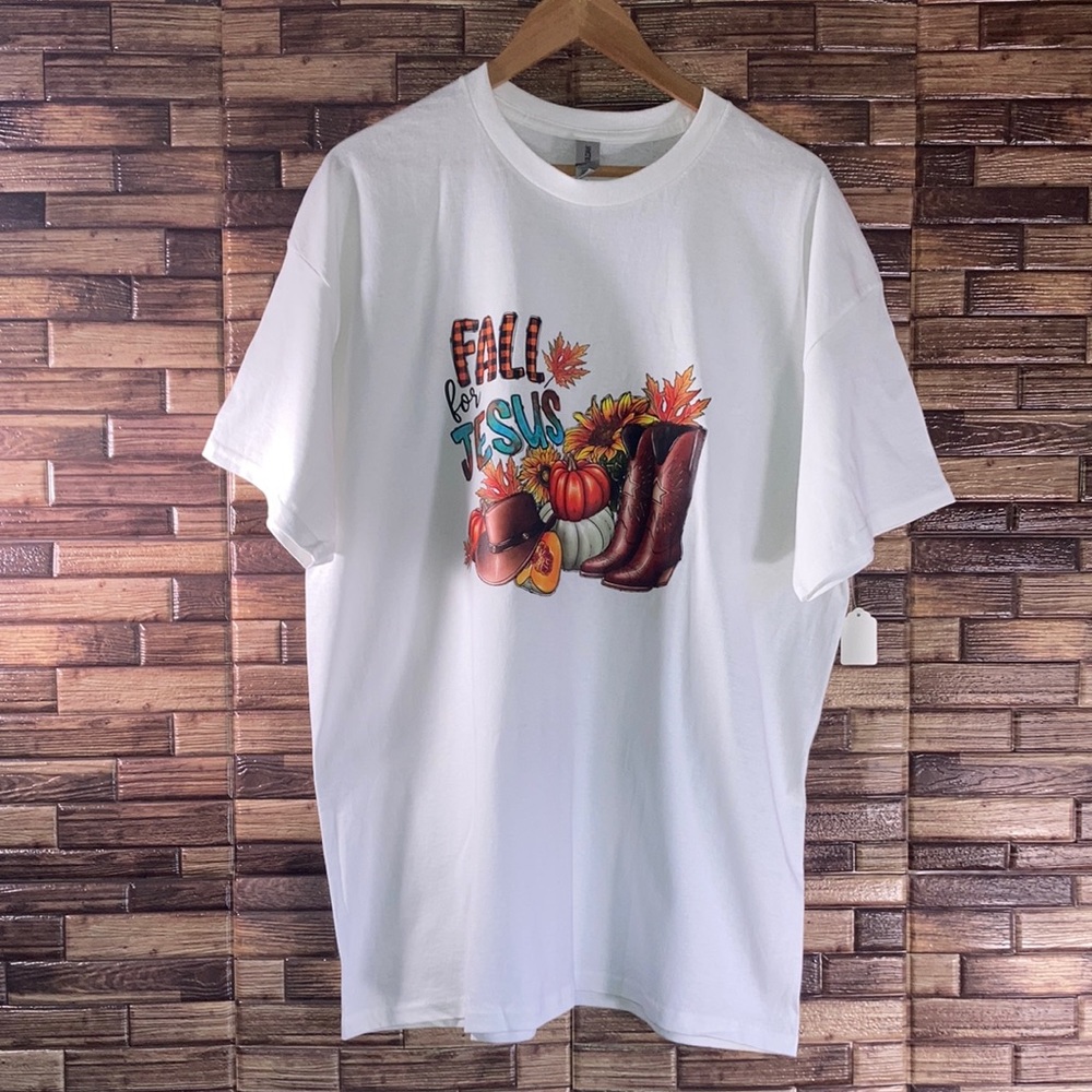 Womens NWT Heavy Cotton Gildan White “Fall For Jesus “ XL Graphic T Shirt